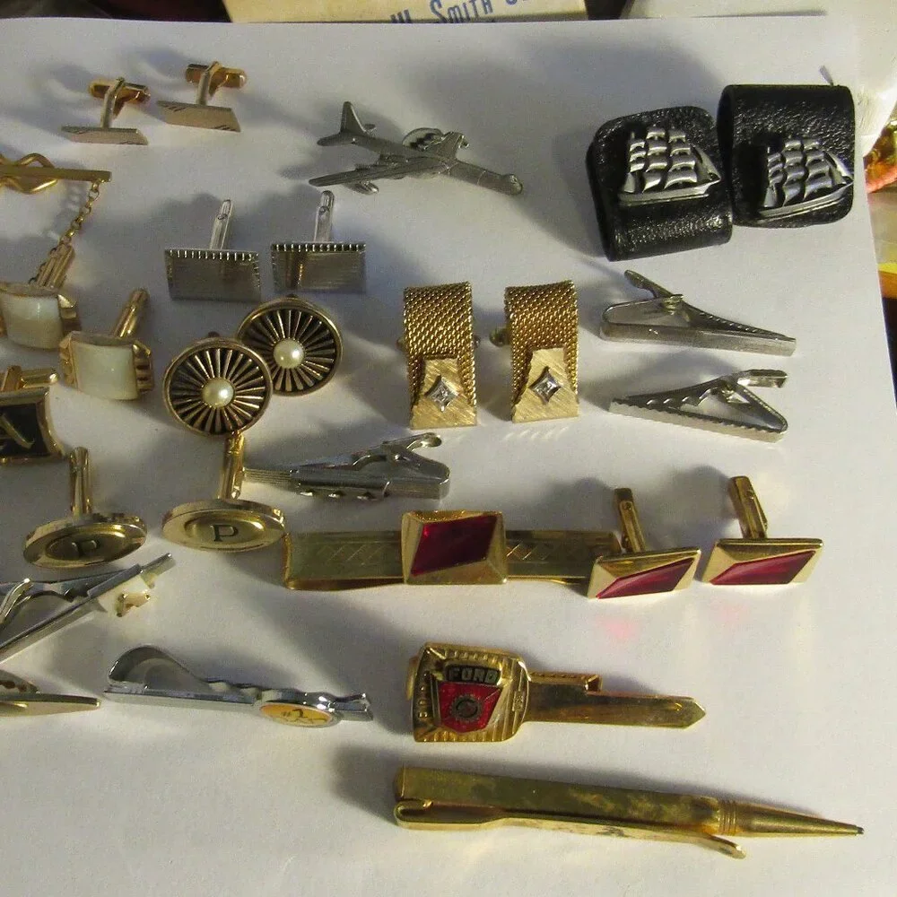 Vintage lot of MEN'S CUFF LINKS TIE BARS & CLASPS Hickok Swank Ford Anson